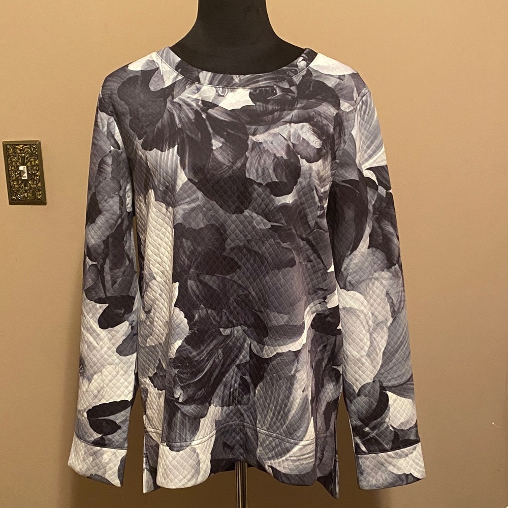 Sweater/Tunic - image 1